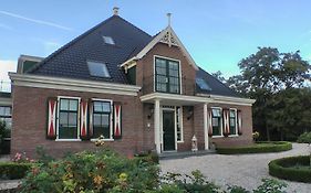 Bed And Breakfast Hoeve Chapeau