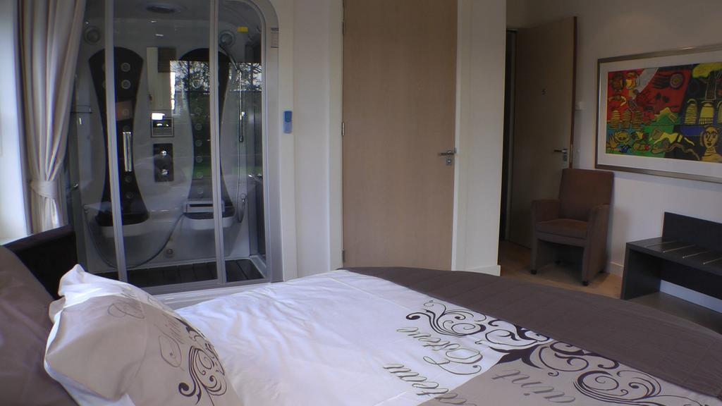Bed And Breakfast Hoeve Chapeau Katwoude Kamer foto